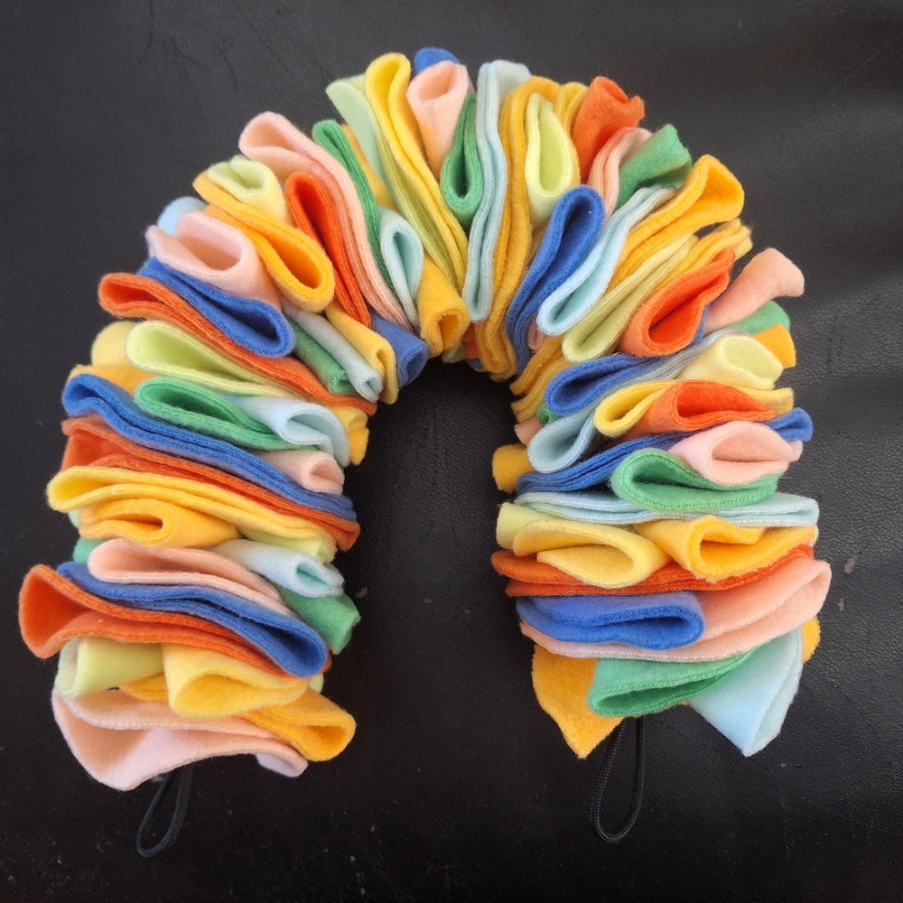 Snuffle rope, treat dispenser, enrichment puzzle